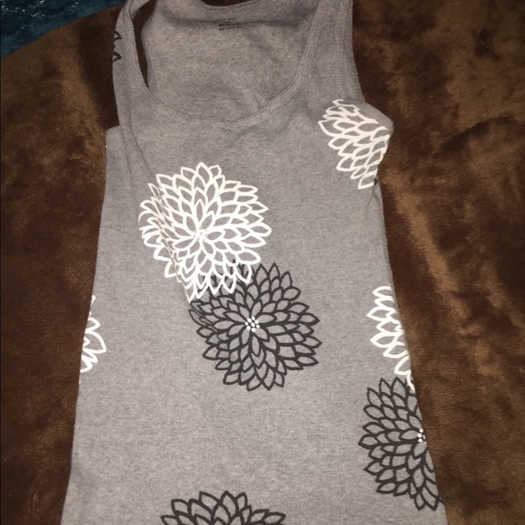 Tank top - Picture 1 of 2